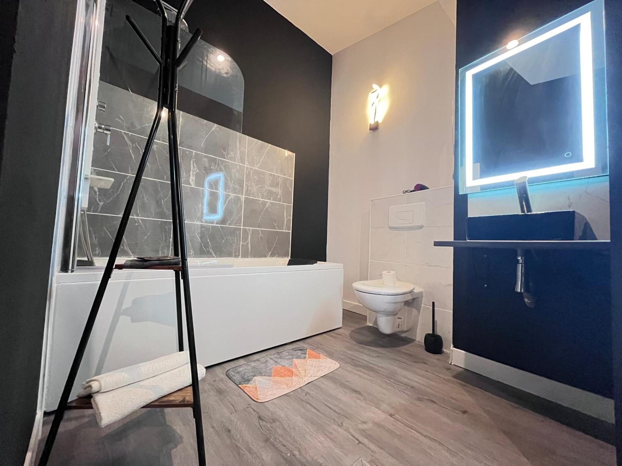 Studio Baignoire Centre Ville นาร์บอนน์ ภายนอก รูปภาพ