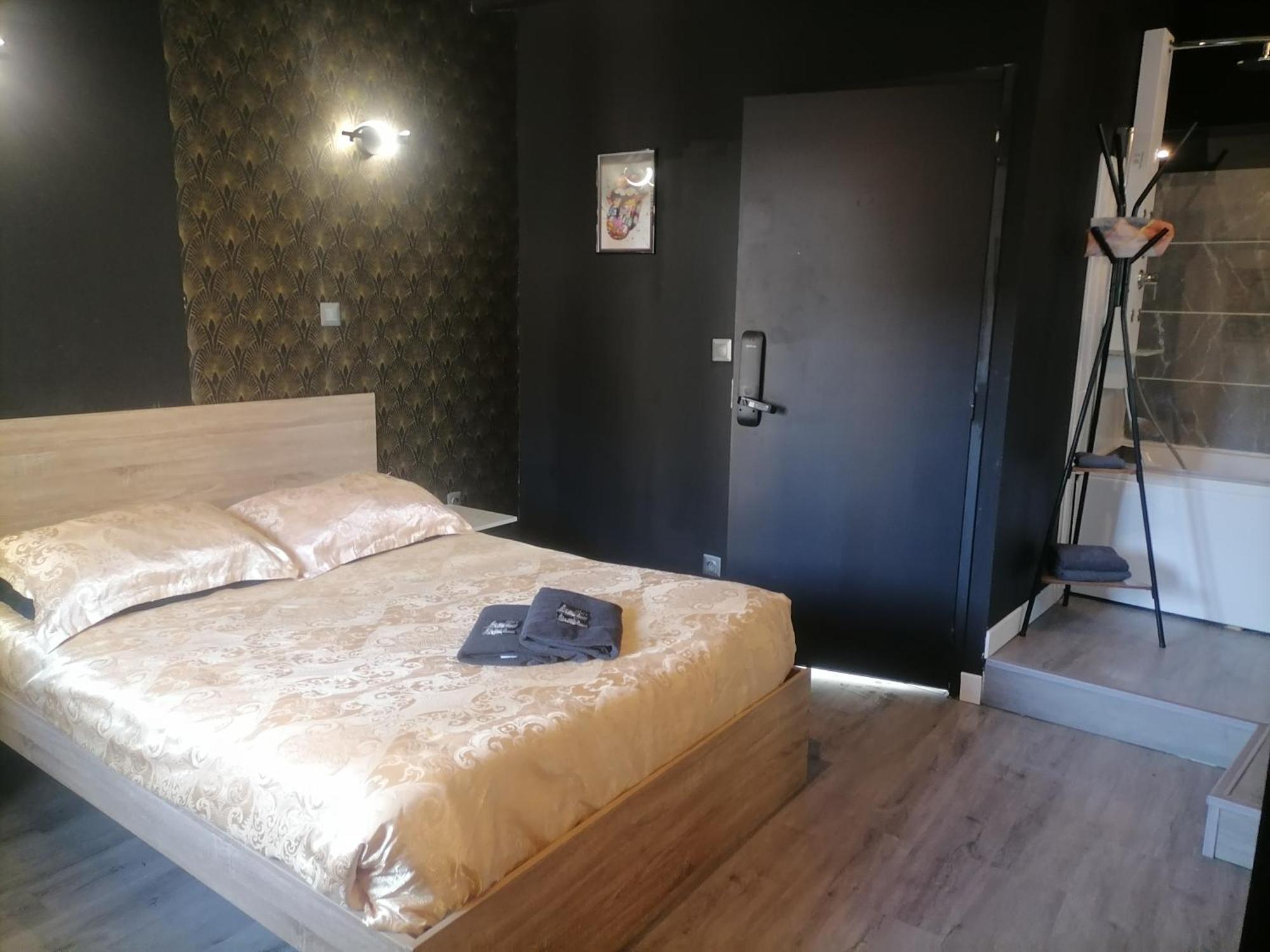 Studio Baignoire Centre Ville นาร์บอนน์ ภายนอก รูปภาพ