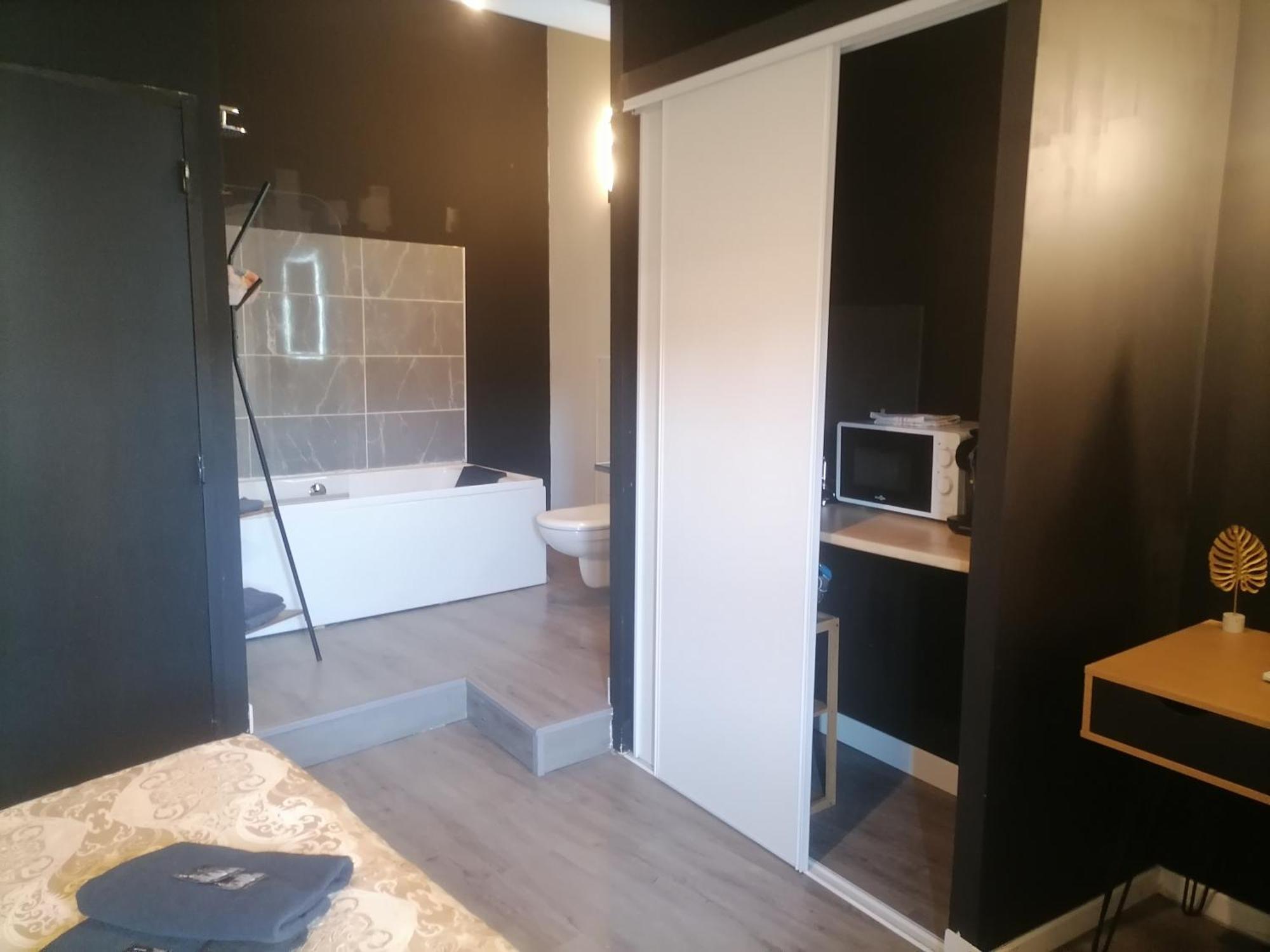 Studio Baignoire Centre Ville นาร์บอนน์ ภายนอก รูปภาพ