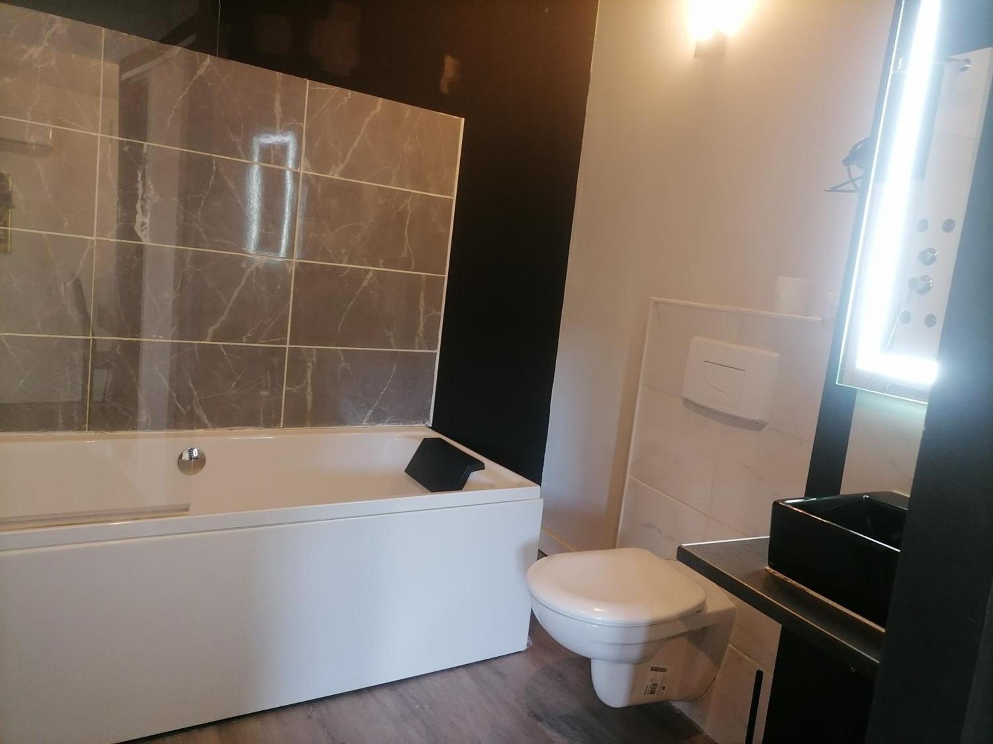 Studio Baignoire Centre Ville นาร์บอนน์ ภายนอก รูปภาพ